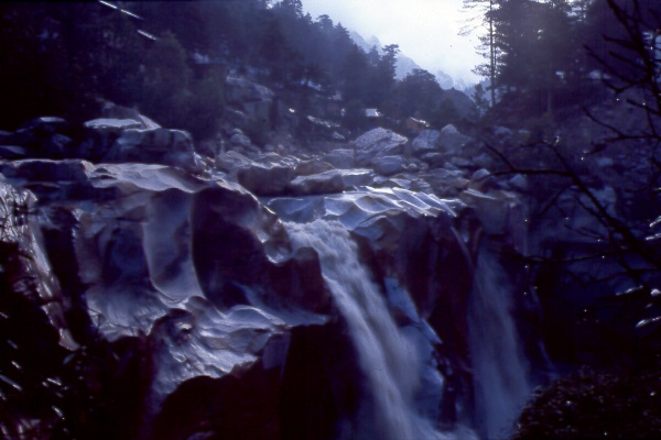 Gauri Kund waterfall